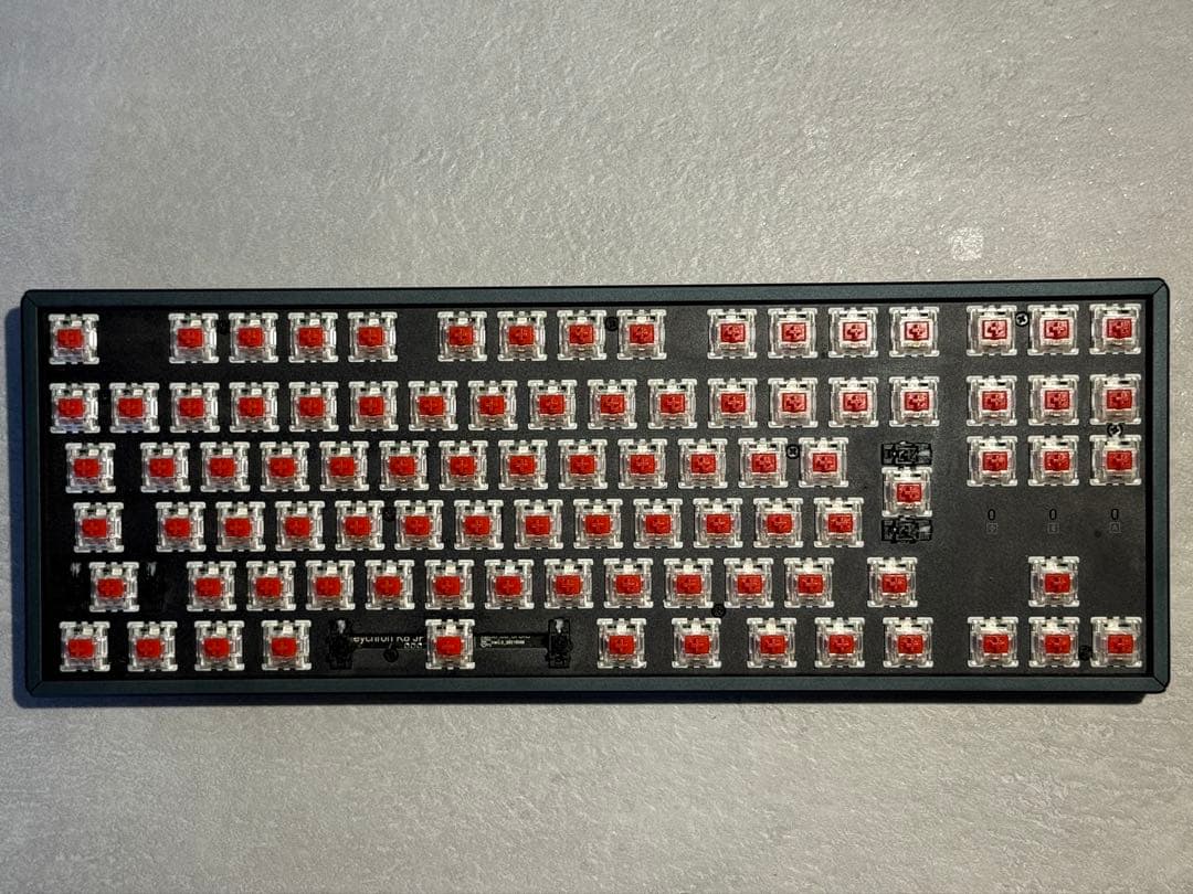 【価格相談可】Keychron K8 メカニカルキーボード 本体