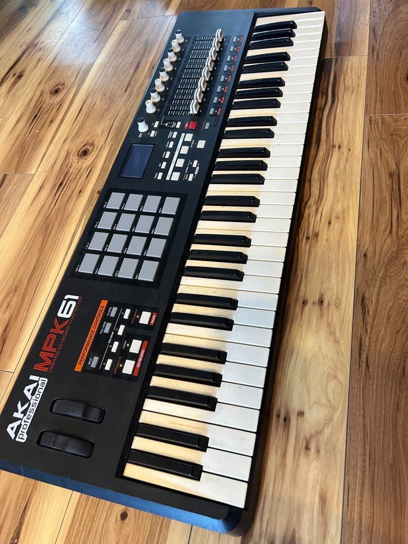 【avan】アカイプロフェッショナル　MPK61