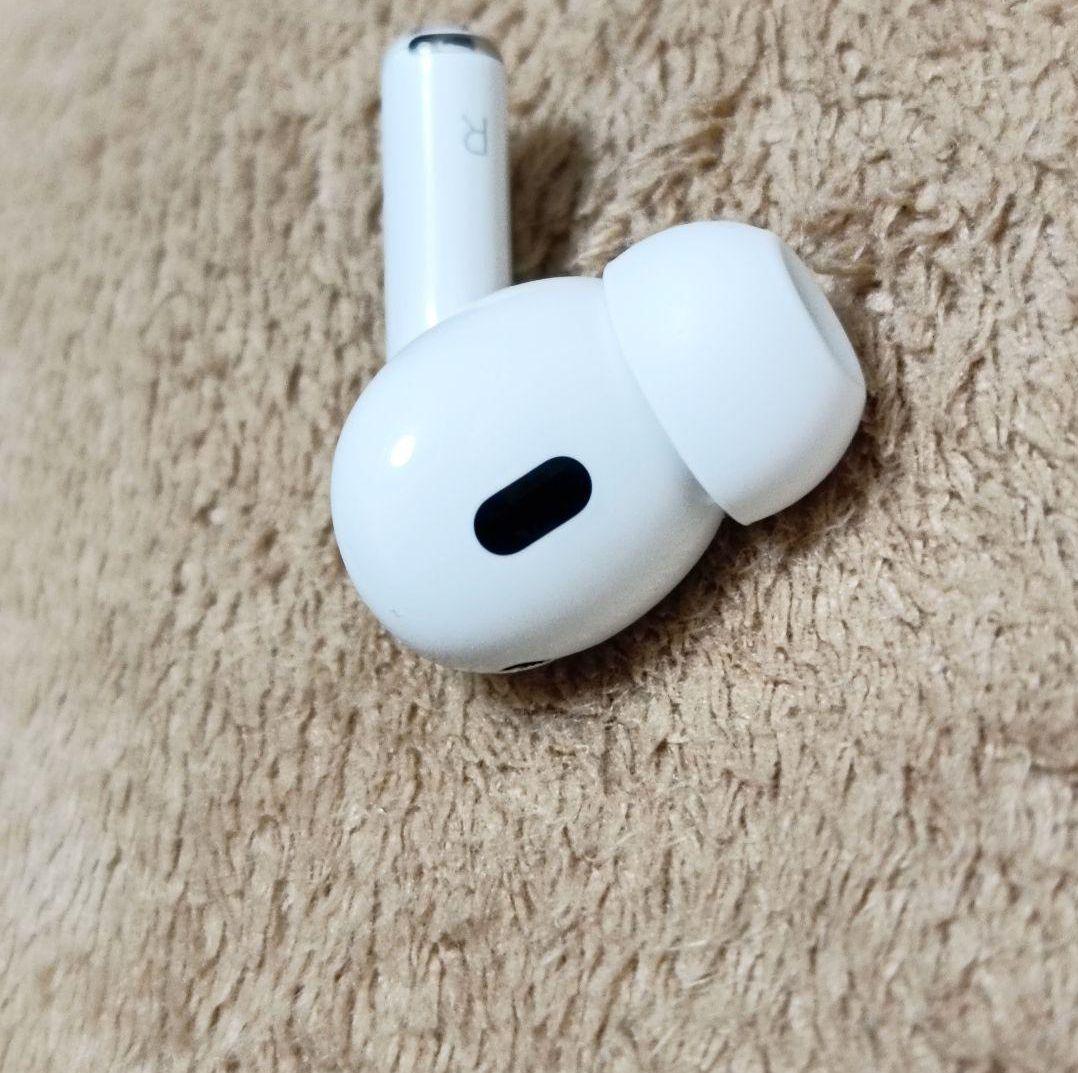 Apple AirPods Pro 第2世代 右耳のみ R 11