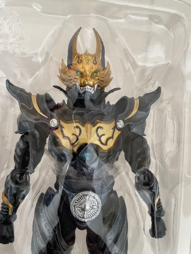 S.H.フィギュアーツ　黄金騎士　牙狼　(流牙Ver.)