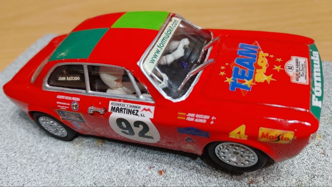 Alfa Romeoスロットカー