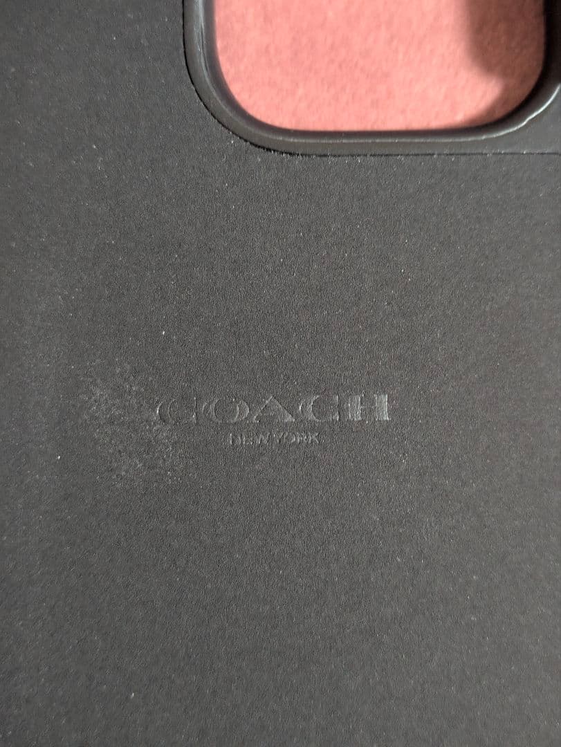 COACH iPhone16pro 2024用ハードケース ブラック
