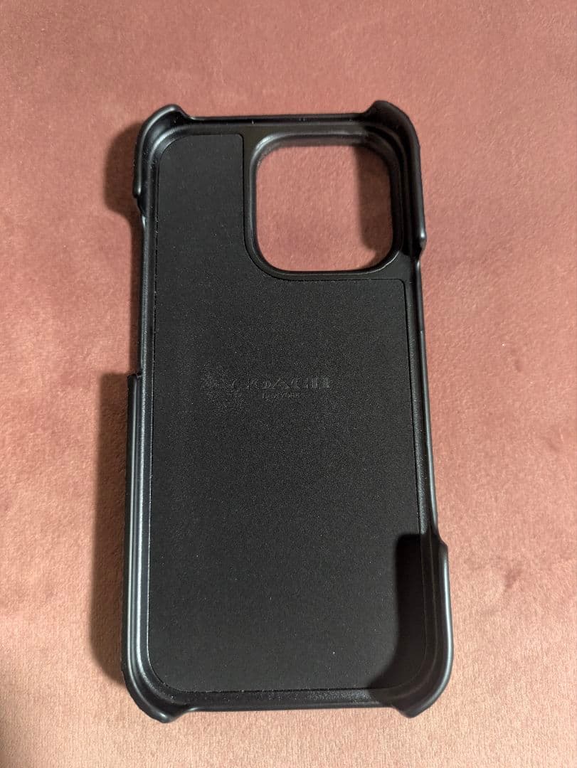 COACH iPhone16pro 2024用ハードケース ブラック