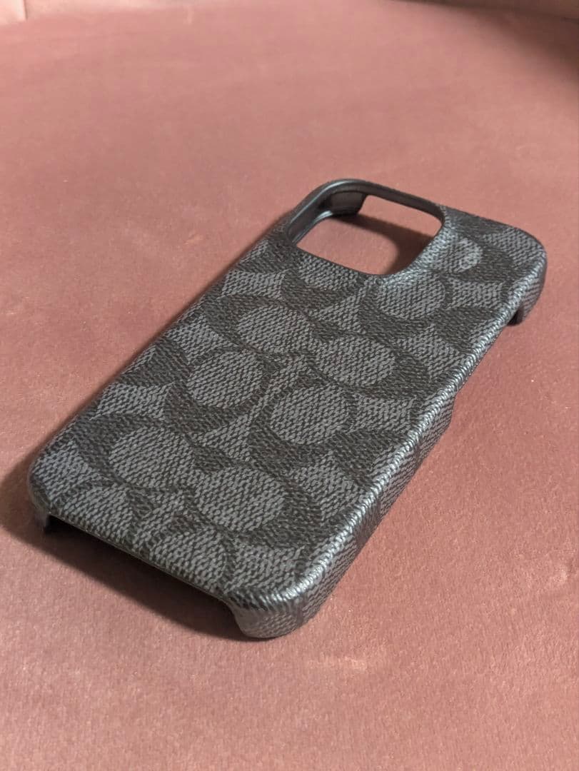 COACH iPhone16pro 2024用ハードケース ブラック