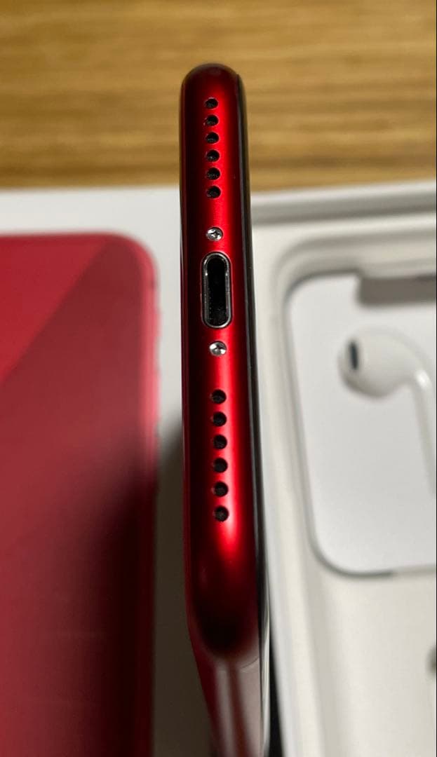 美品　iPhone8 64GB (PRODUCT(RED)) 箱・付属品完備