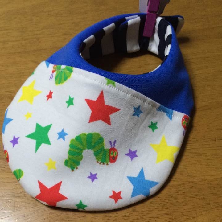 ☆60☆ ハンドメイド スタイ 腹ぺこあおむし