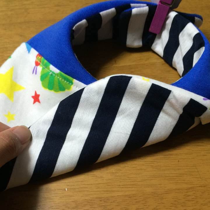 ☆60☆ ハンドメイド スタイ 腹ぺこあおむし
