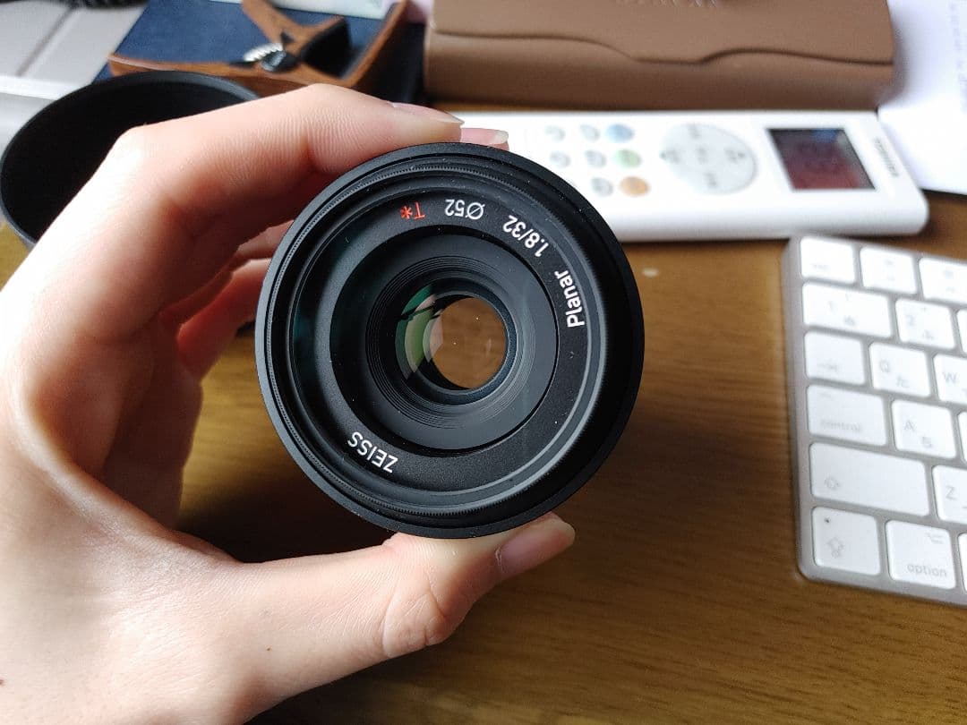 ZEISS Touit 1.8/32 レンズ Xマウント