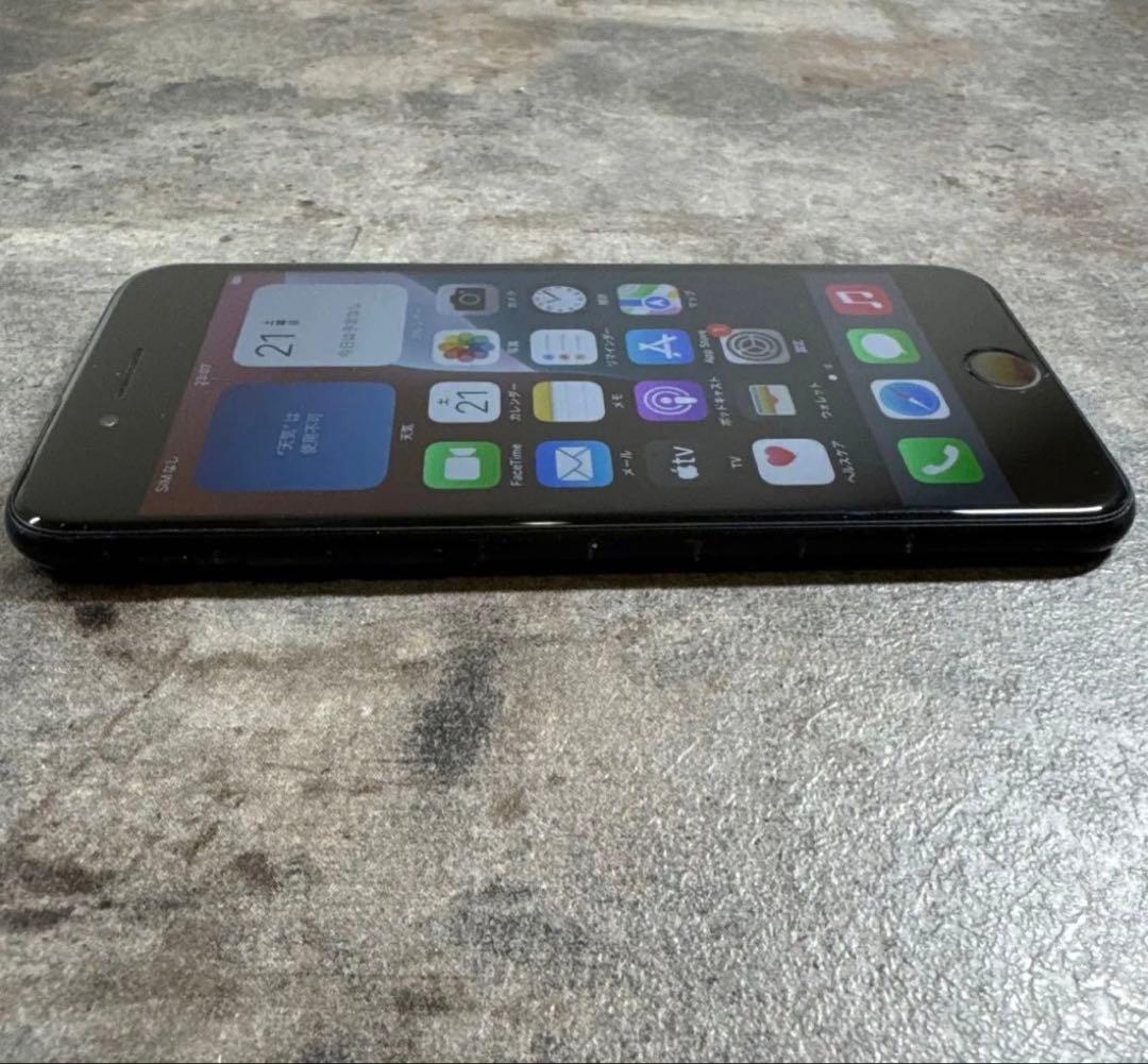 【最新iOS対応‼︎】iPhone SE2 64GB ブラック