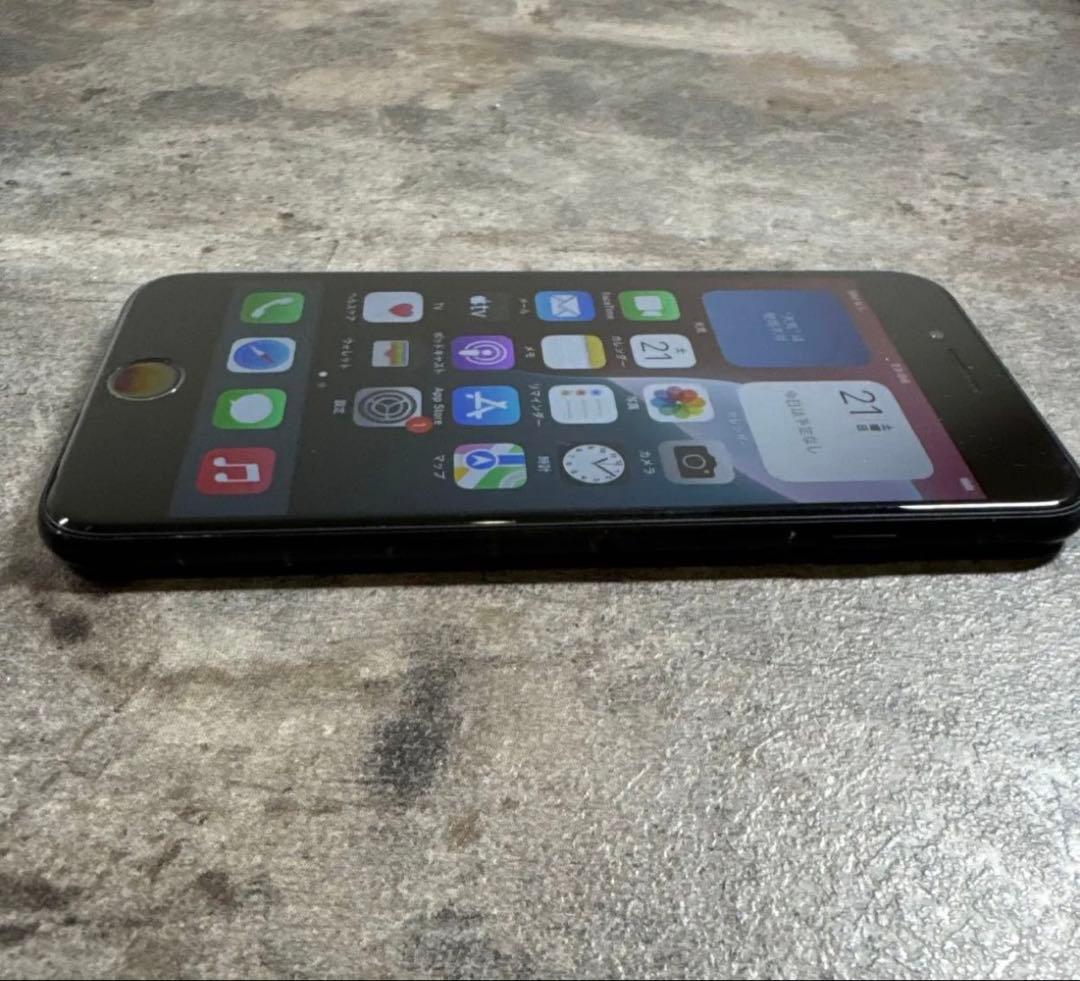 【最新iOS対応‼︎】iPhone SE2 64GB ブラック