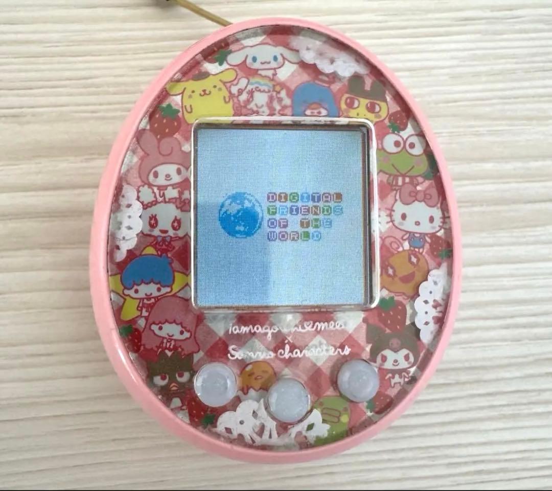 たまごっちみーつ サンリオキャラクターズ　みーつIDカード　ストラップ　ピンク