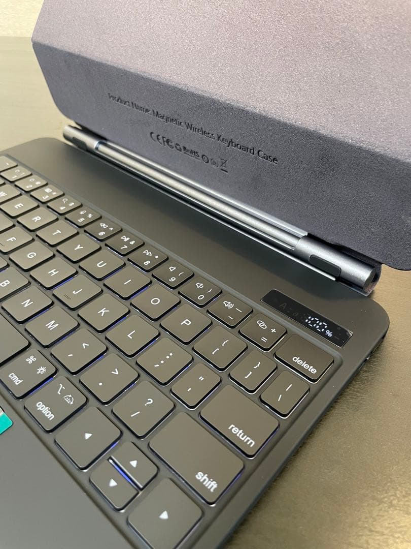 箱傷あり iPadキーボードケースAir第4/5/6/7、Pro11第1~4黒い