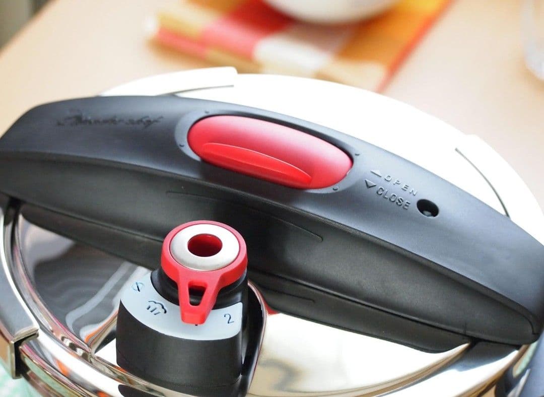 (新品)Wonder Chef ワンダーシェフ エリユム 両手圧力鍋 5.5 L