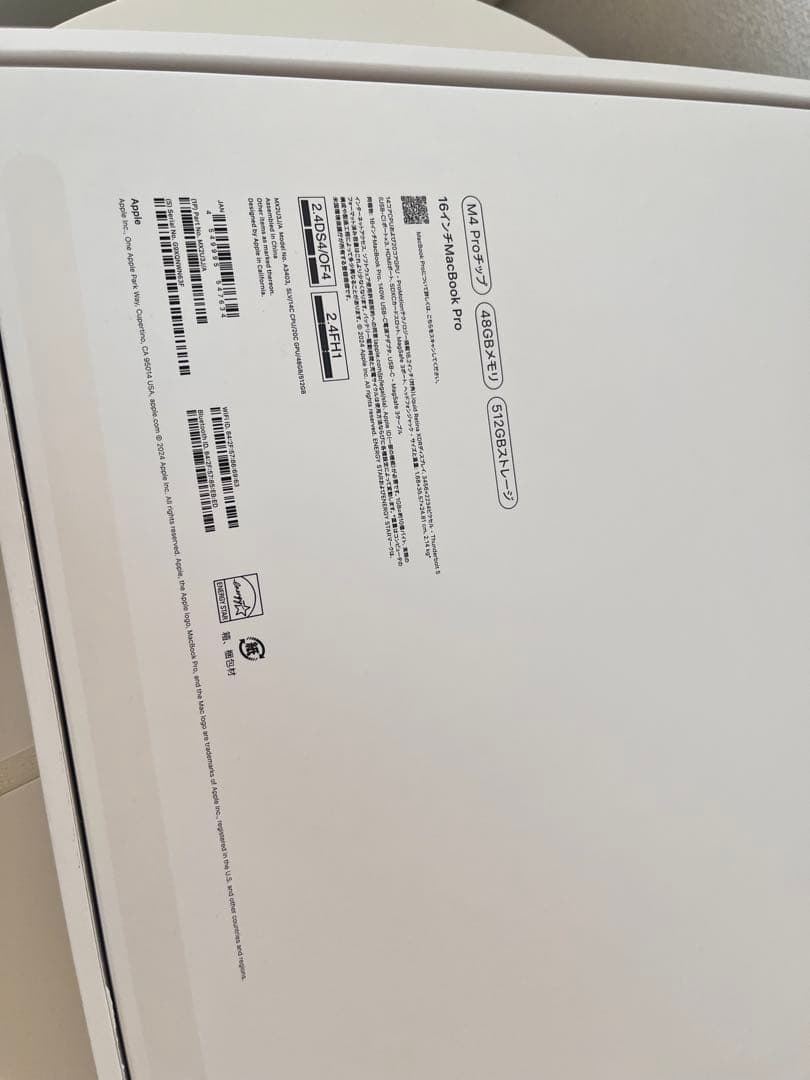 MacBook Pro M4Pro 16インチ 48GBメモリ　512GB