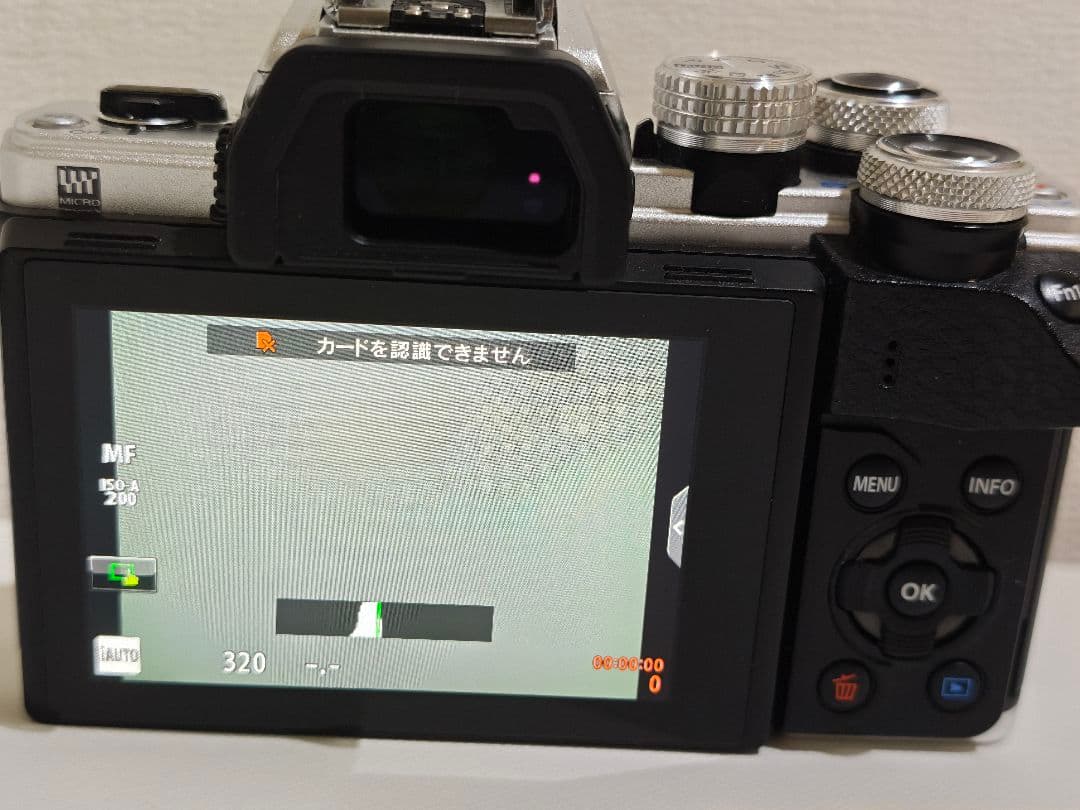 ​【最終価格】美品 OLYMPUS OM-D E-M10 Mark II ボディ