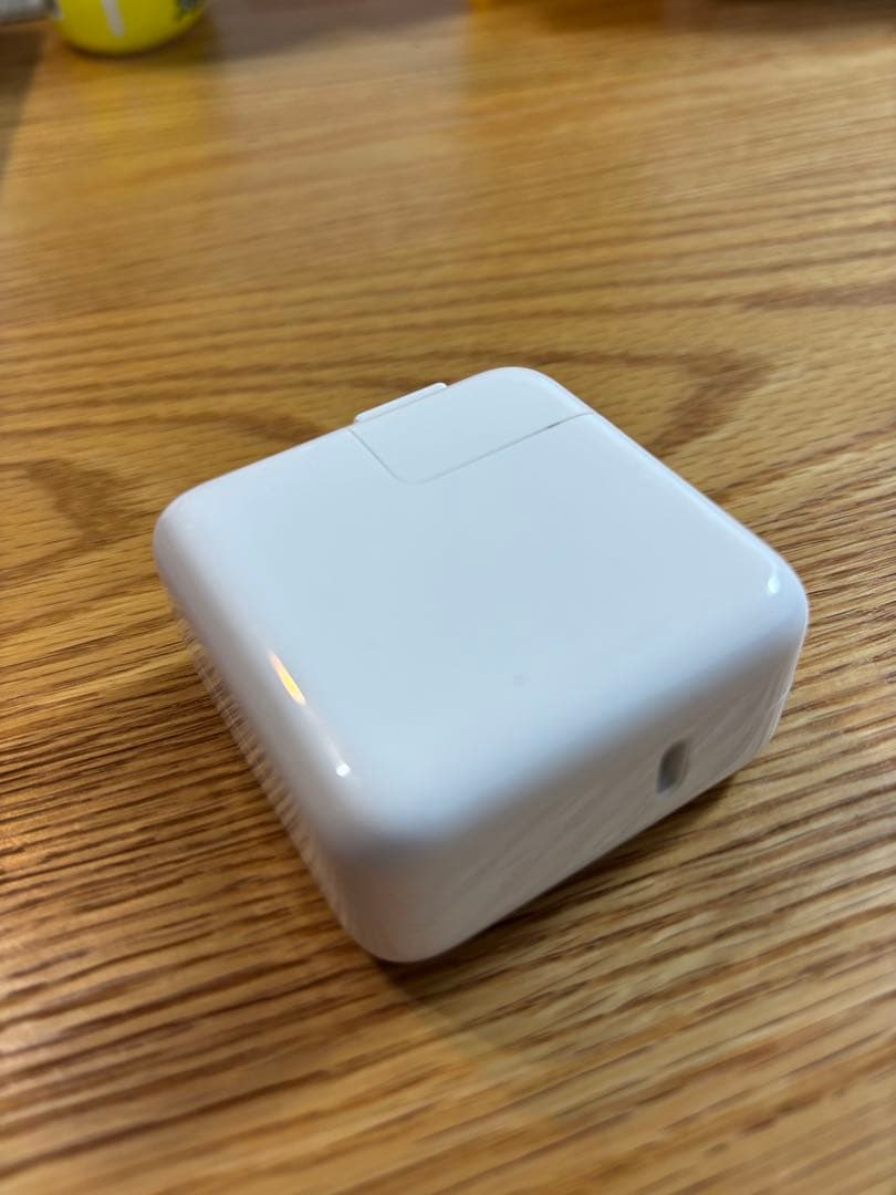 MacBook Air (M1, 2020) 13インチ（保護フィルム付き）