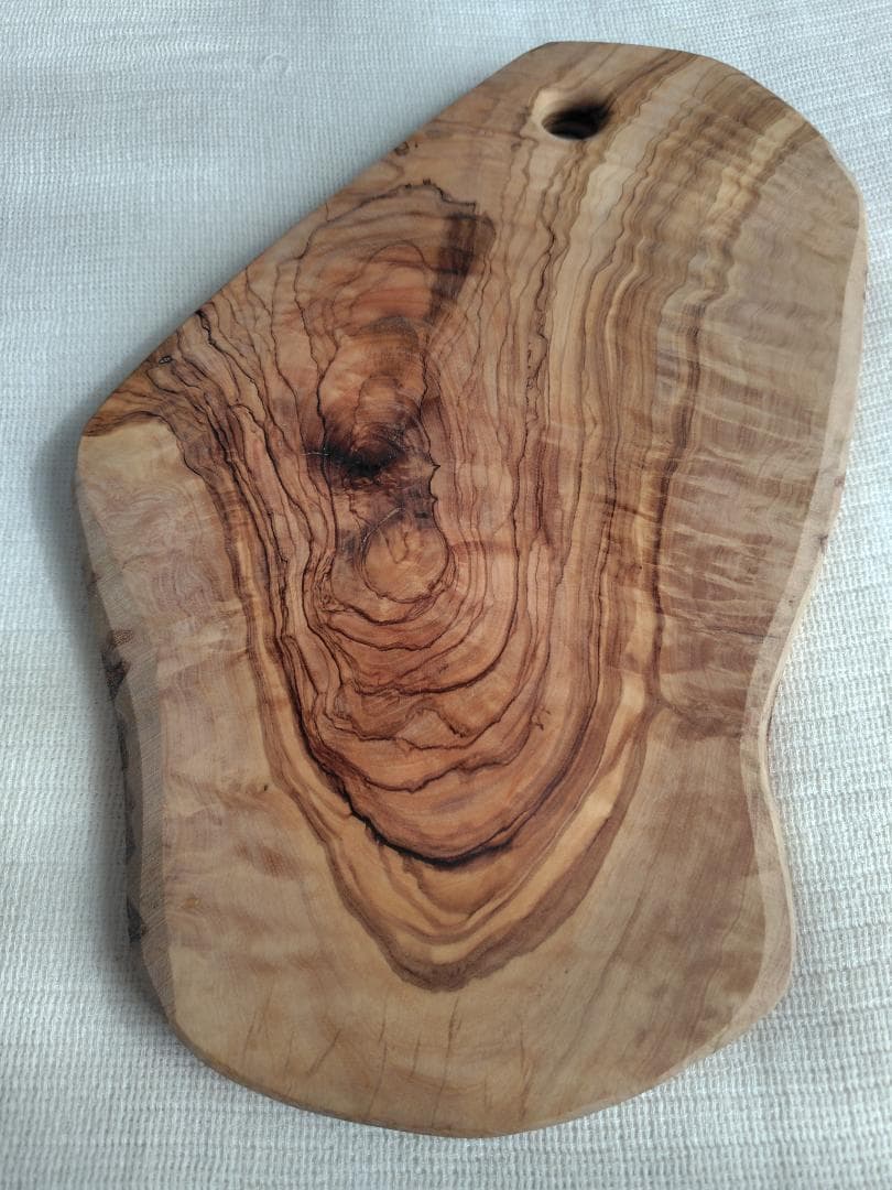 イタリア製 アルテレニョ オリーブウッド 大判カッティングボード 36cm