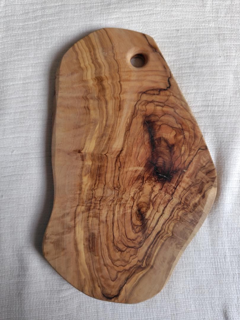 イタリア製 アルテレニョ オリーブウッド 大判カッティングボード 36cm