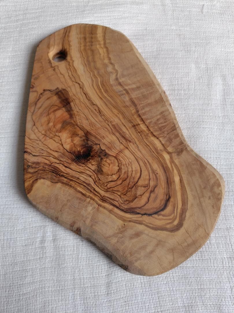 イタリア製 アルテレニョ オリーブウッド 大判カッティングボード 36cm