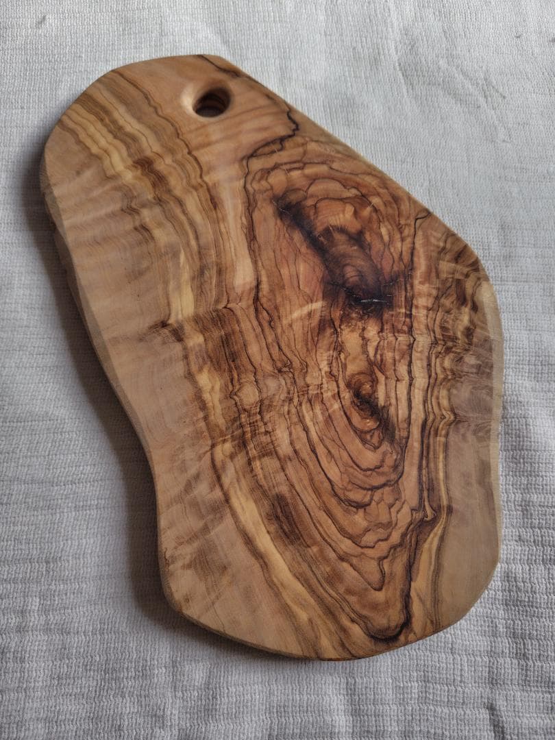 イタリア製 アルテレニョ オリーブウッド 大判カッティングボード 36cm