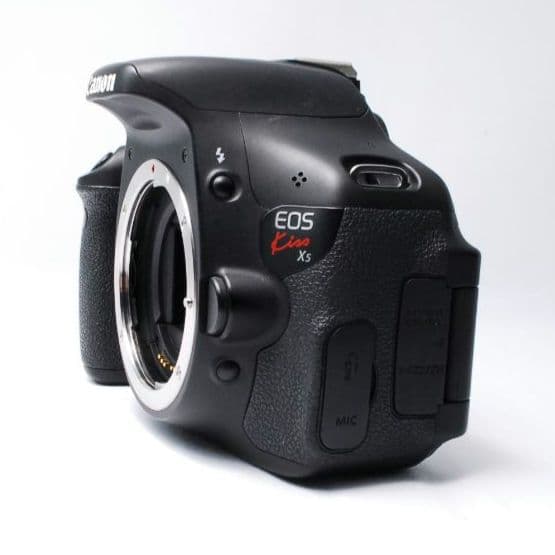 ①E 初心者 おすすめ機種✨️Canon Kiss x5 デジタル一眼レフカメラ