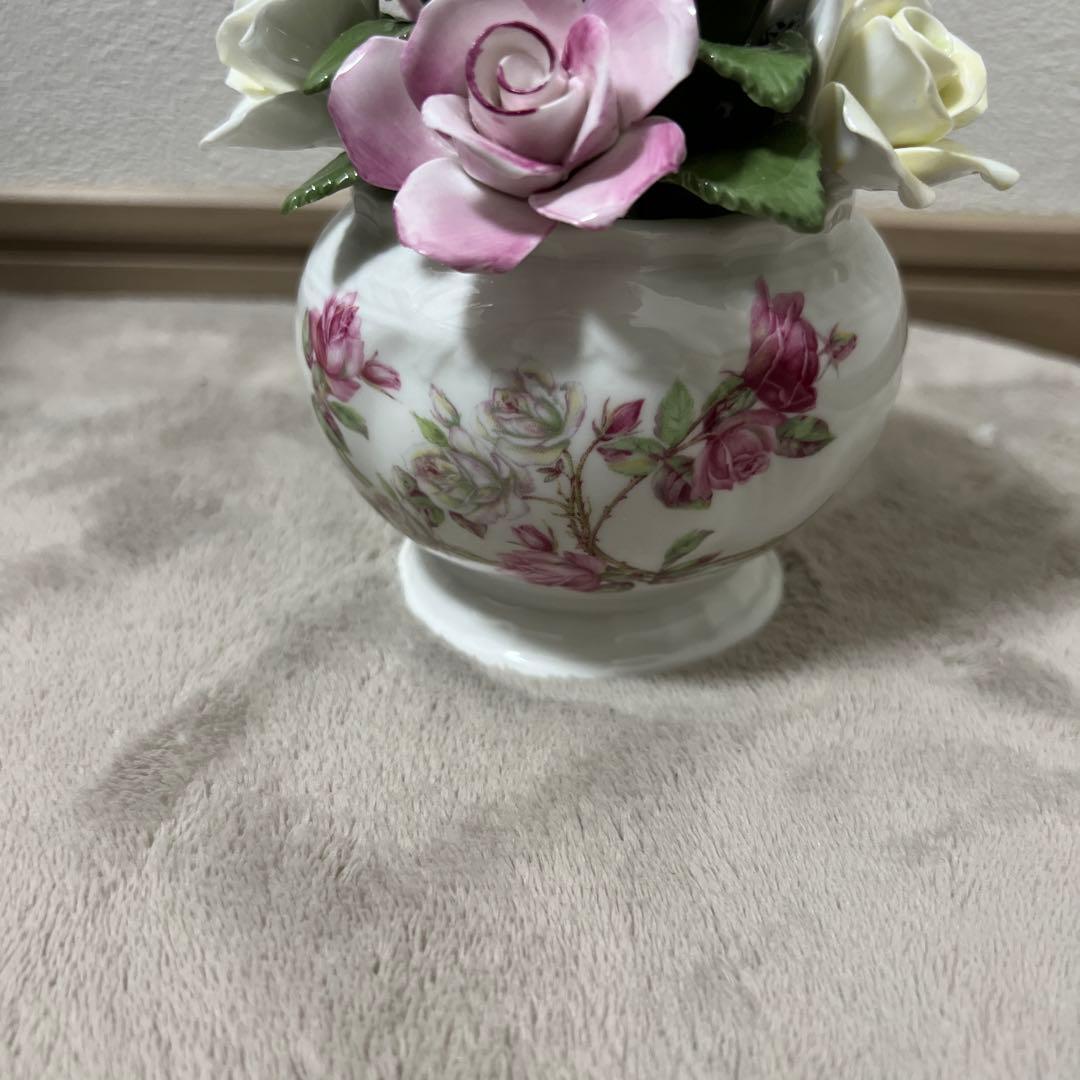 【箱付き美品】Aynsley エインズレイ エリザベスローズ 陶花 陶器 置物