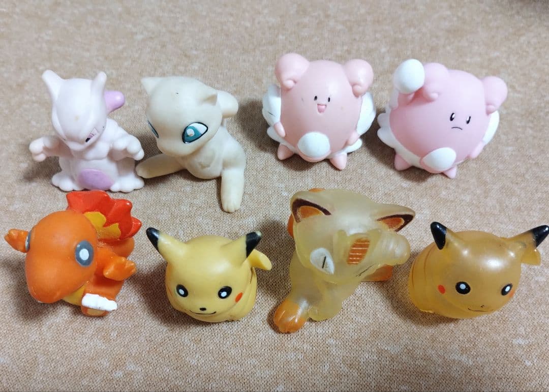 初期？　レア？　ポケモンキッズ　指人形　82個＋α　まとめ売り　ピカチュウ