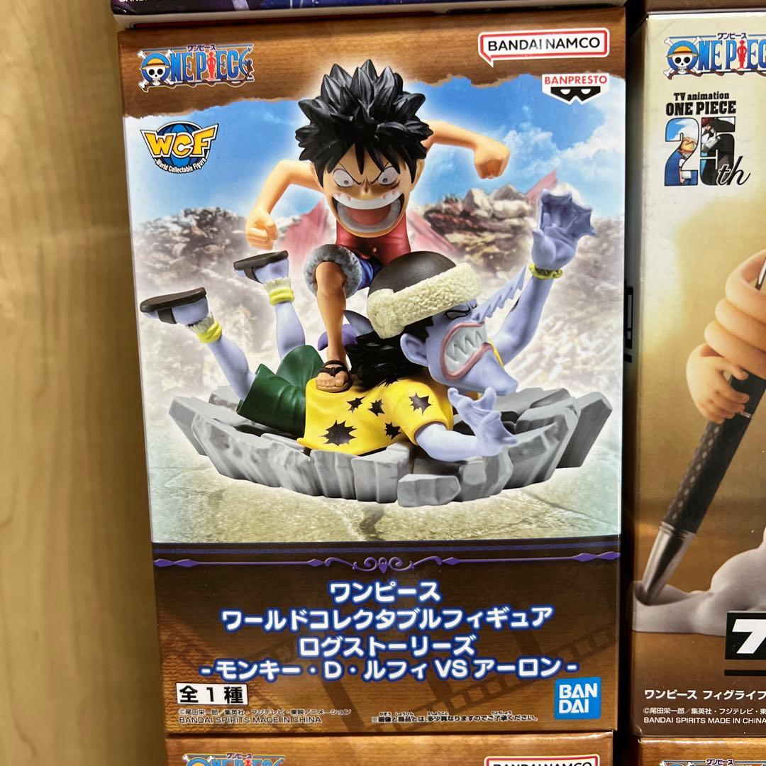 ワンピース フィギュア　33体　ワンピースカード