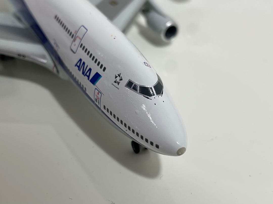 全日空商事 1/400 ANA B747-400 GSE アクセサリーセット