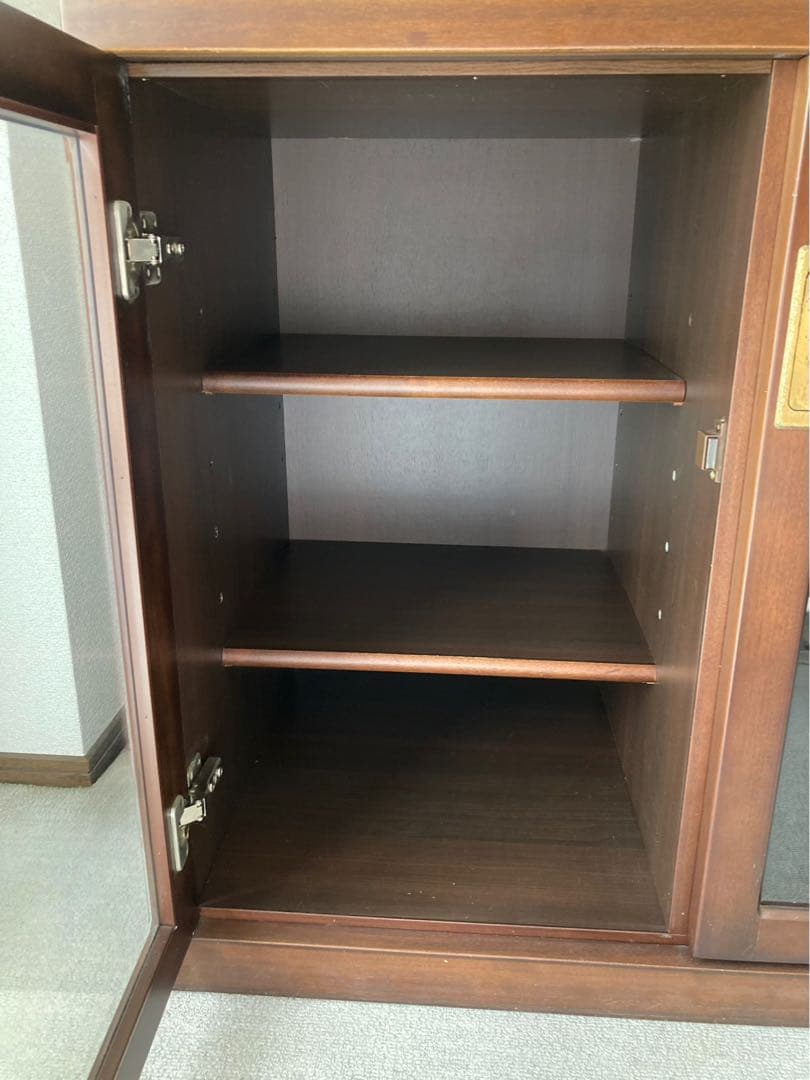 木製キャビネット ガラス扉付き 飾り棚 本棚 食器棚　ヴィンテージ 半回転取手