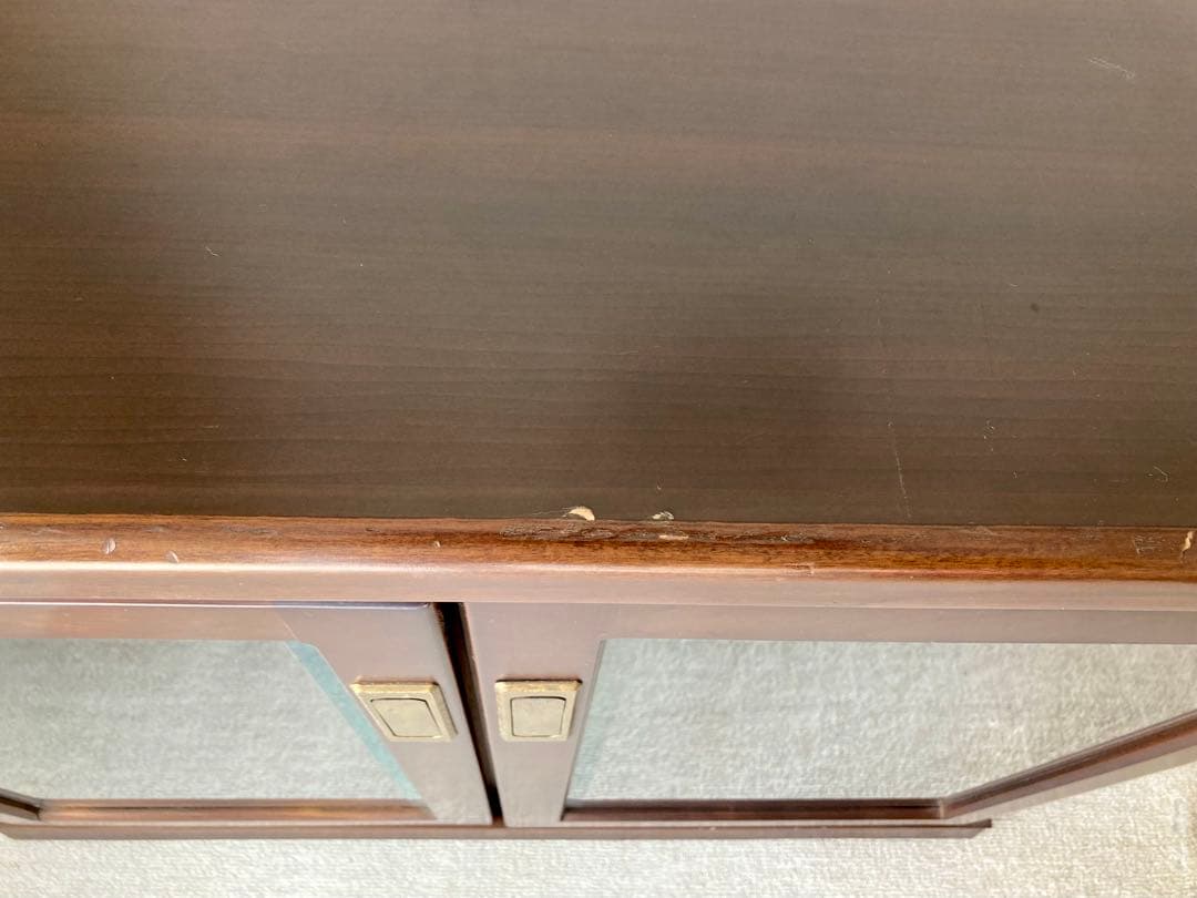 木製キャビネット ガラス扉付き 飾り棚 本棚 食器棚　ヴィンテージ 半回転取手