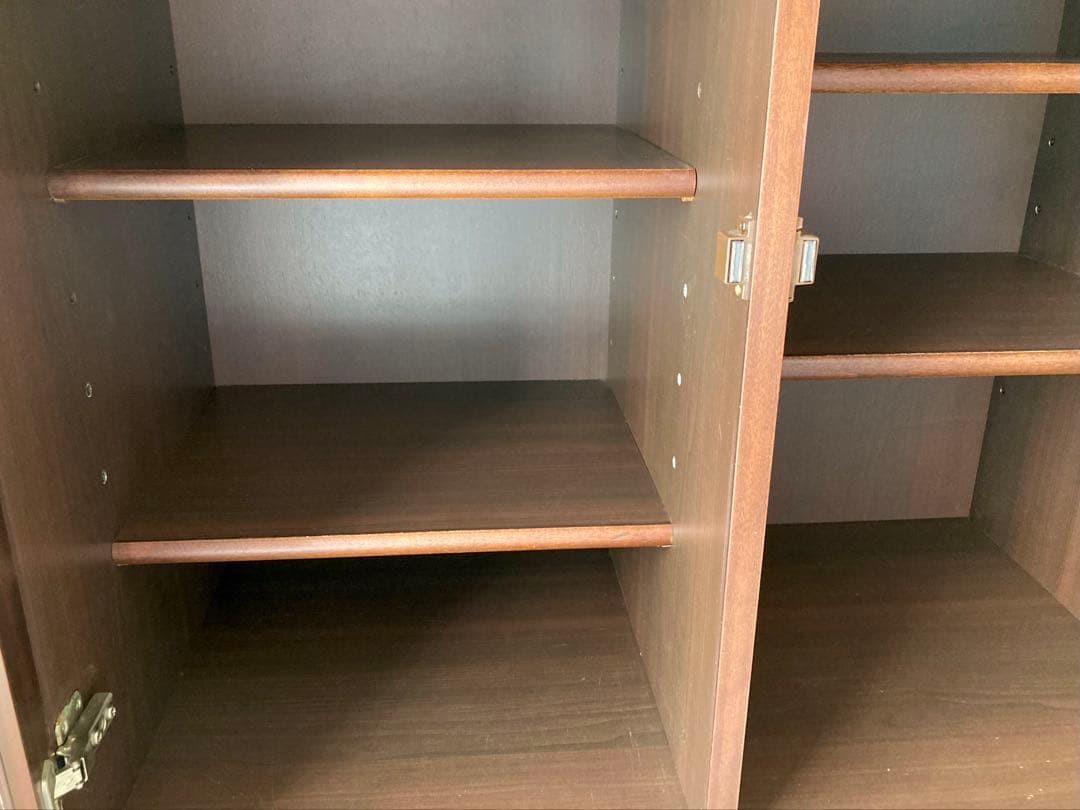 木製キャビネット ガラス扉付き 飾り棚 本棚 食器棚　ヴィンテージ 半回転取手