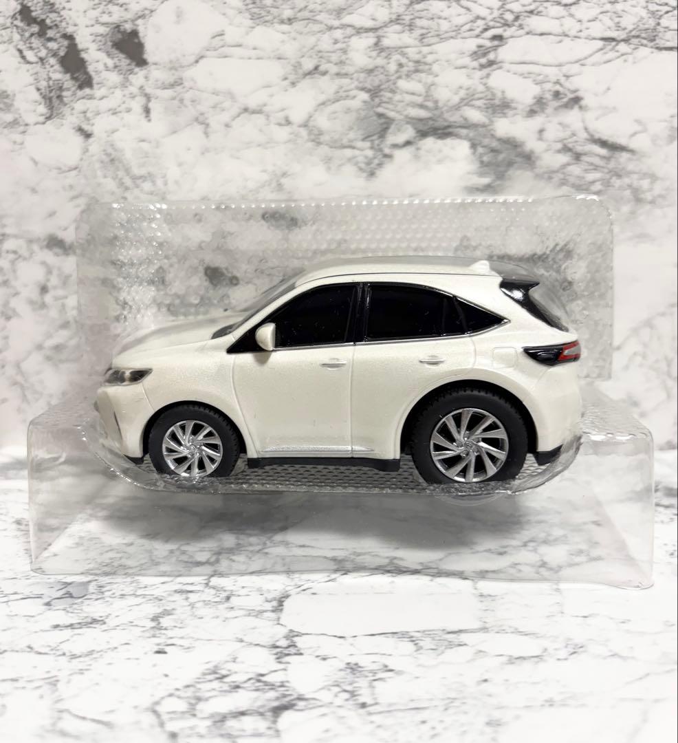 トヨタ ハリアー ミニカー プルバックカー　60系