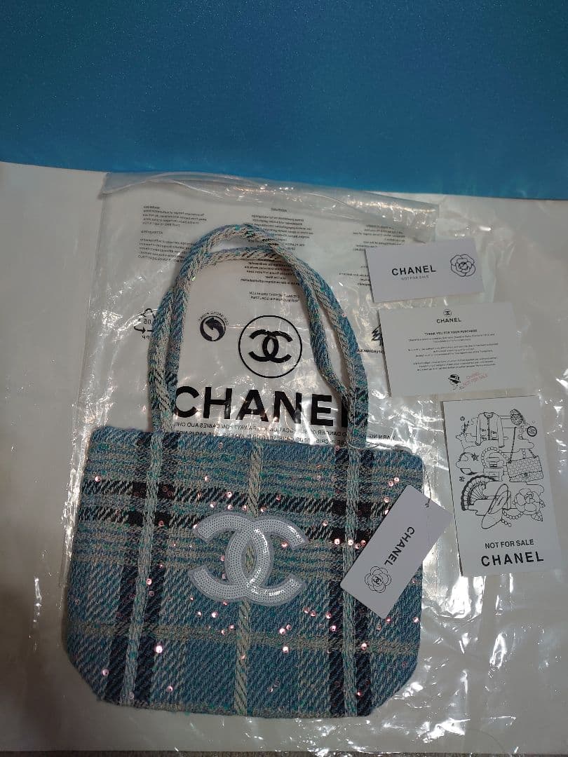 CHANEL　シャネル　 ツイードスパンコール ノベルティトートバッグ　水色