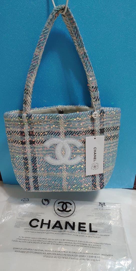 CHANEL　シャネル　 ツイードスパンコール ノベルティトートバッグ　水色
