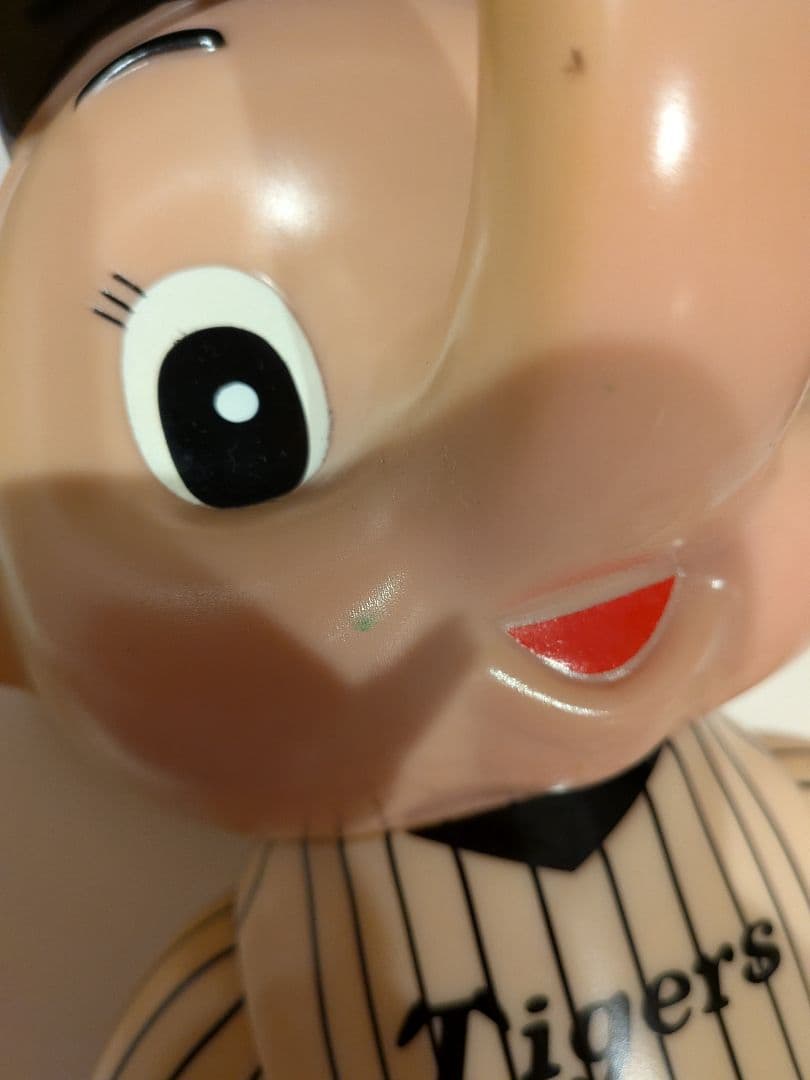 阪神タイガース　サトちゃん&サトコちゃん貯金箱(非売品）(希少価値）
