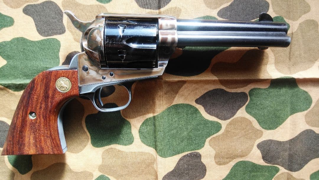 プラ製SSAシビリアンケ-スハ-ドンカスタムモデルガン