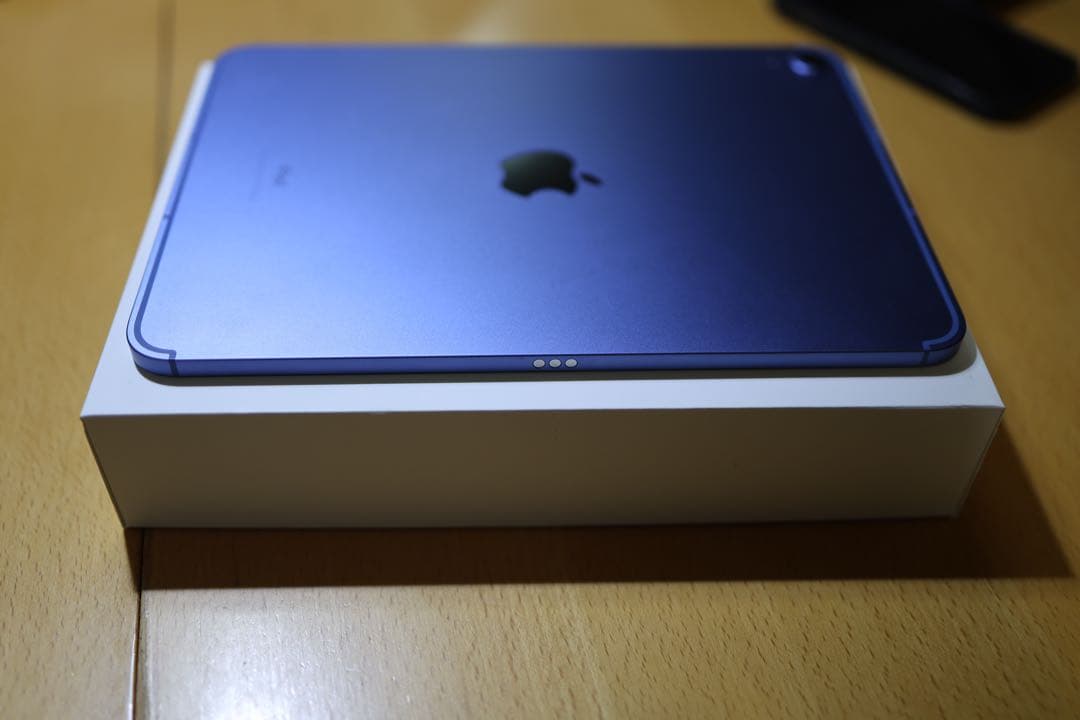 美品 iPad 第10世代 256GB WiFi+Cellular 整備済製品