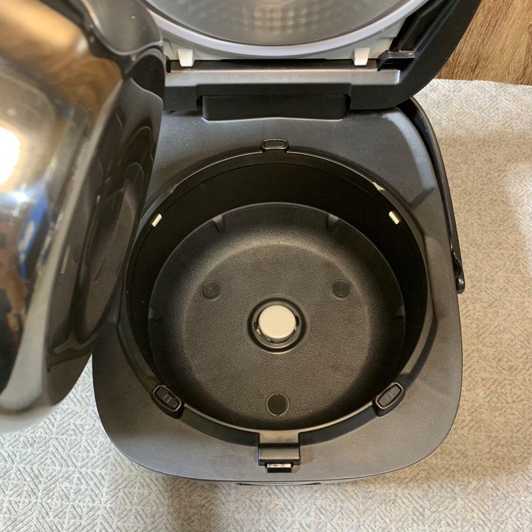 J374 パナソニック IH炊飯器 SR-FE101 2024年製 5.5合