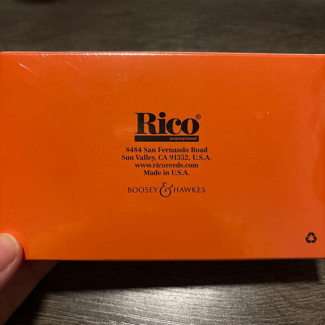 新品　Rico Baritone Sax Reed 2 1/2 25枚入り