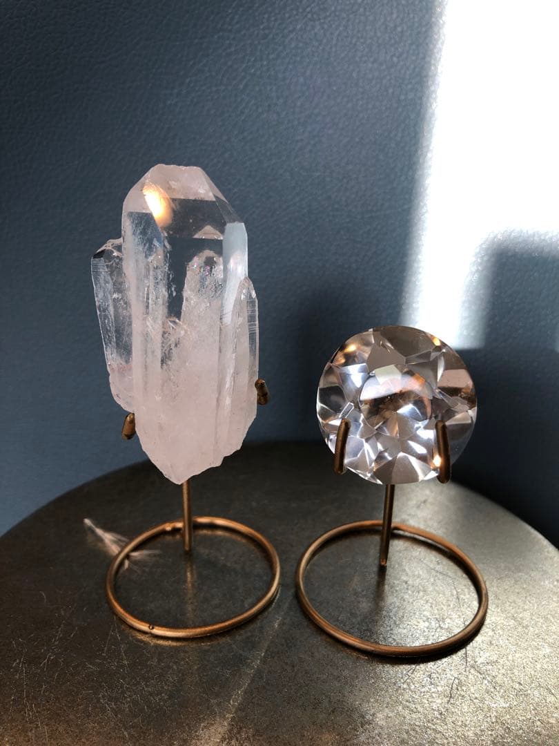 コロンビアレムリアン　ポイント　プチクラスター　ほんのりピンク