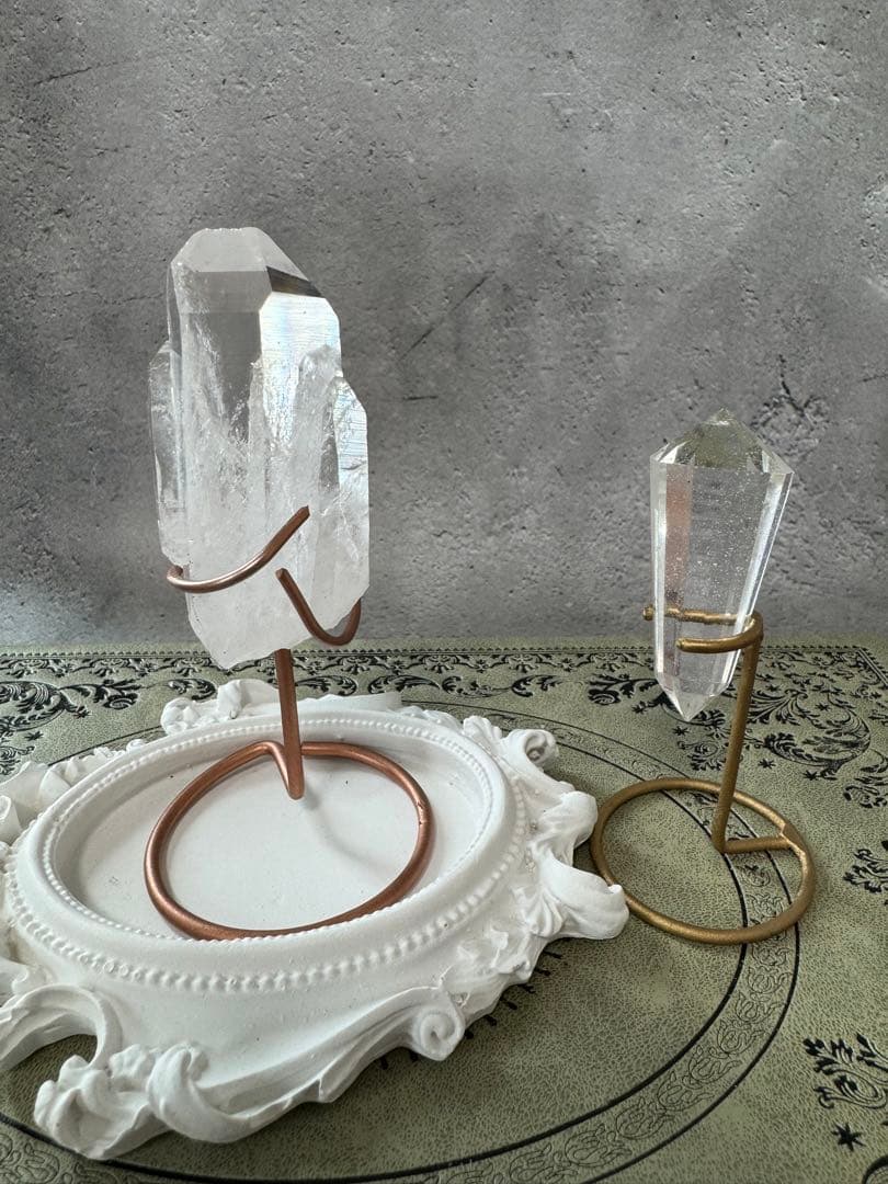 コロンビアレムリアン　ポイント　プチクラスター　ほんのりピンク