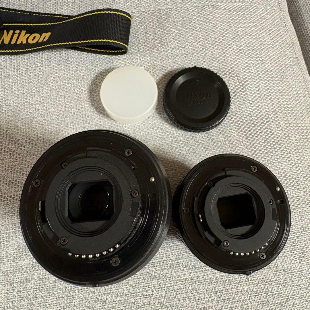 Nikon D5600 ダブルズームキット デジタル一眼レフカメラ