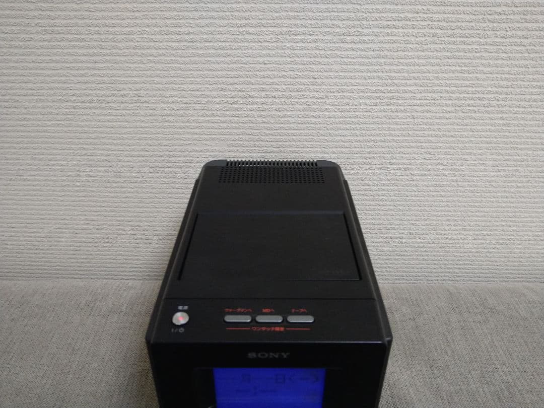 ソニー　ウォークマン・CD・MD・カセットコンポ　SONY HCD-M35WM