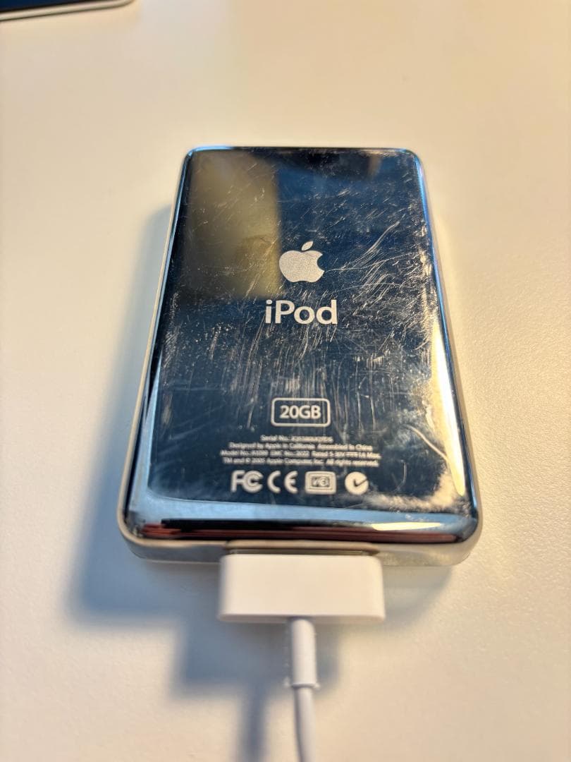 iPod Classic Photo 128GB（SDカード換装）＋JAYS有線