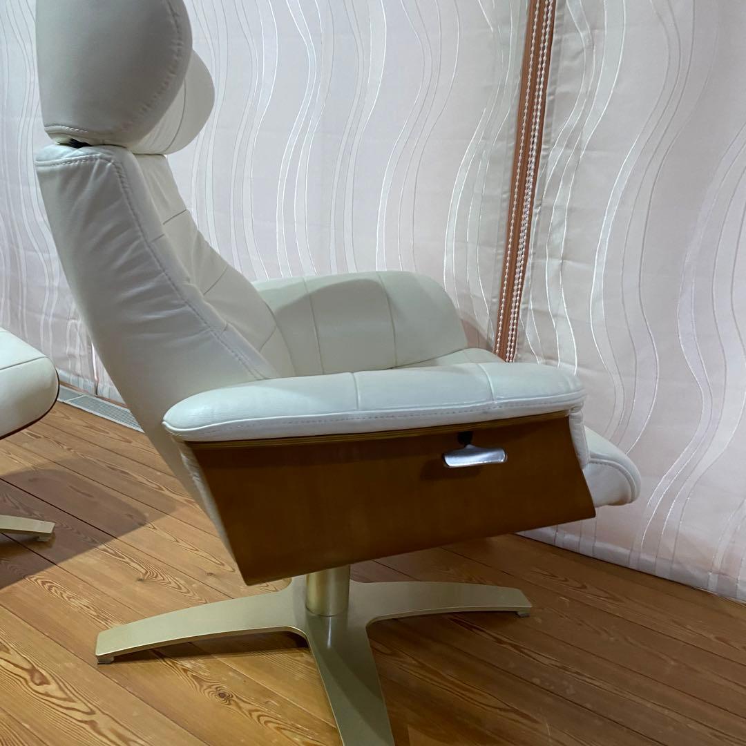 ①関家具　本革　レザー　リクライニングチェア　パーソナルチェア