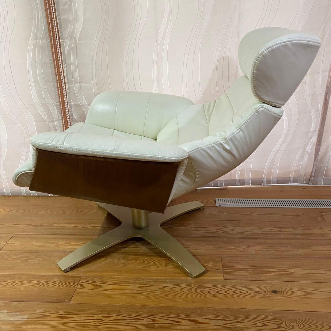 ①関家具　本革　レザー　リクライニングチェア　パーソナルチェア