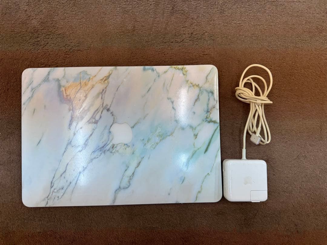 MacBook本体 MacBook Air 13inch corei5 2015