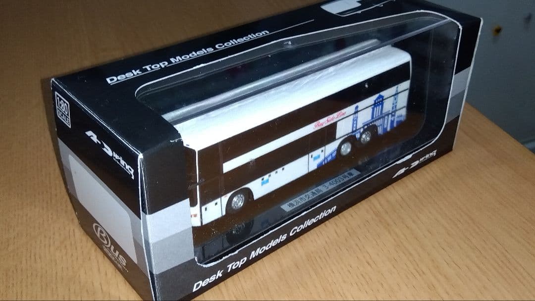 アドウイング製　横浜市営バス2階建てバス