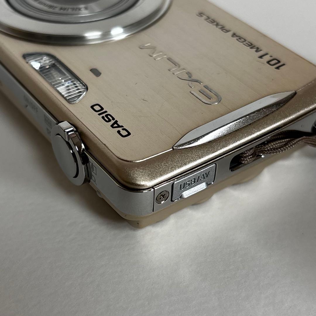 CASIO EXILIM EX-Z270 10.1MP 動作品　スマホ転送OK✨